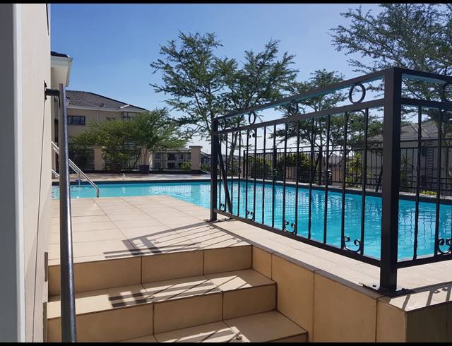 2 BEDROOM APARTMENT FOR SALE IN SUMMERSET